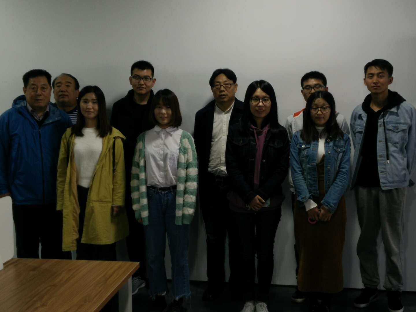 &#20247;&#24425;&#23448;&#32593;&#45;&#40;&#20013;&#22269;&#41;&#32929;&#20221;&#26377;&#38480;&#20844;&#21496;
