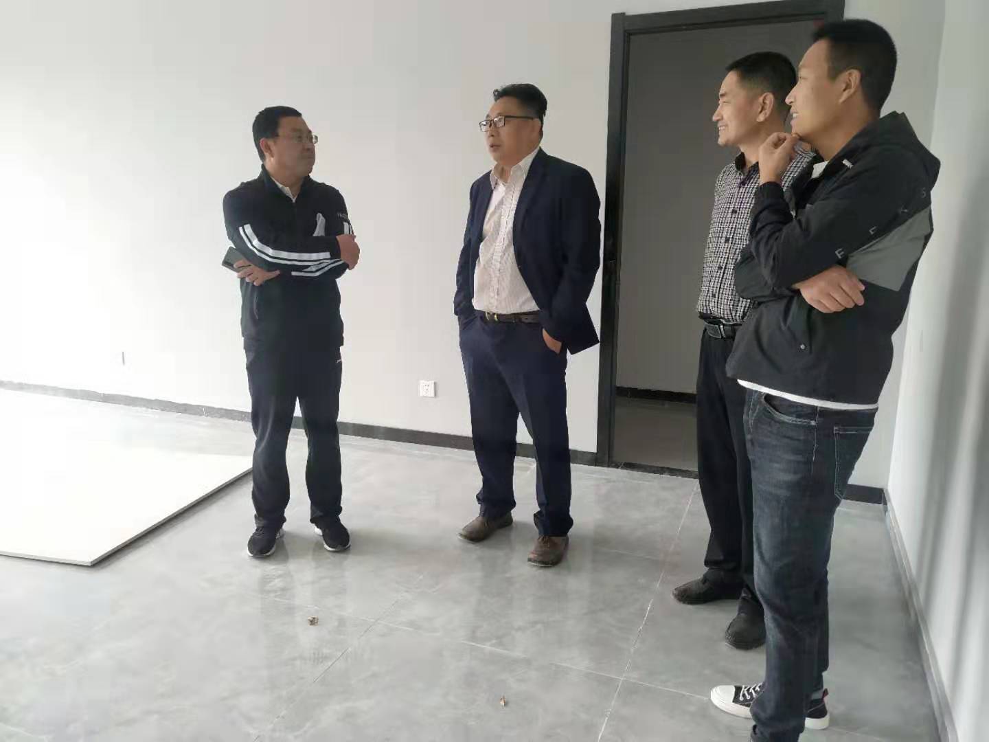 &#20247;&#24425;&#23448;&#32593;&#45;&#40;&#20013;&#22269;&#41;&#32929;&#20221;&#26377;&#38480;&#20844;&#21496;