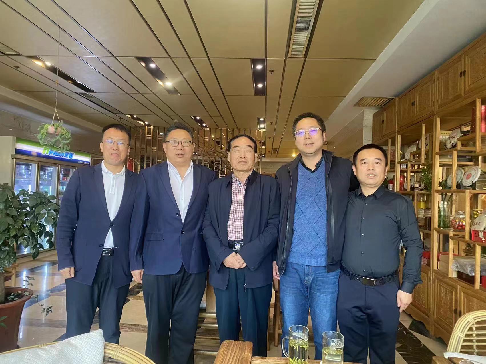 &#20247;&#24425;&#23448;&#32593;&#45;&#40;&#20013;&#22269;&#41;&#32929;&#20221;&#26377;&#38480;&#20844;&#21496;